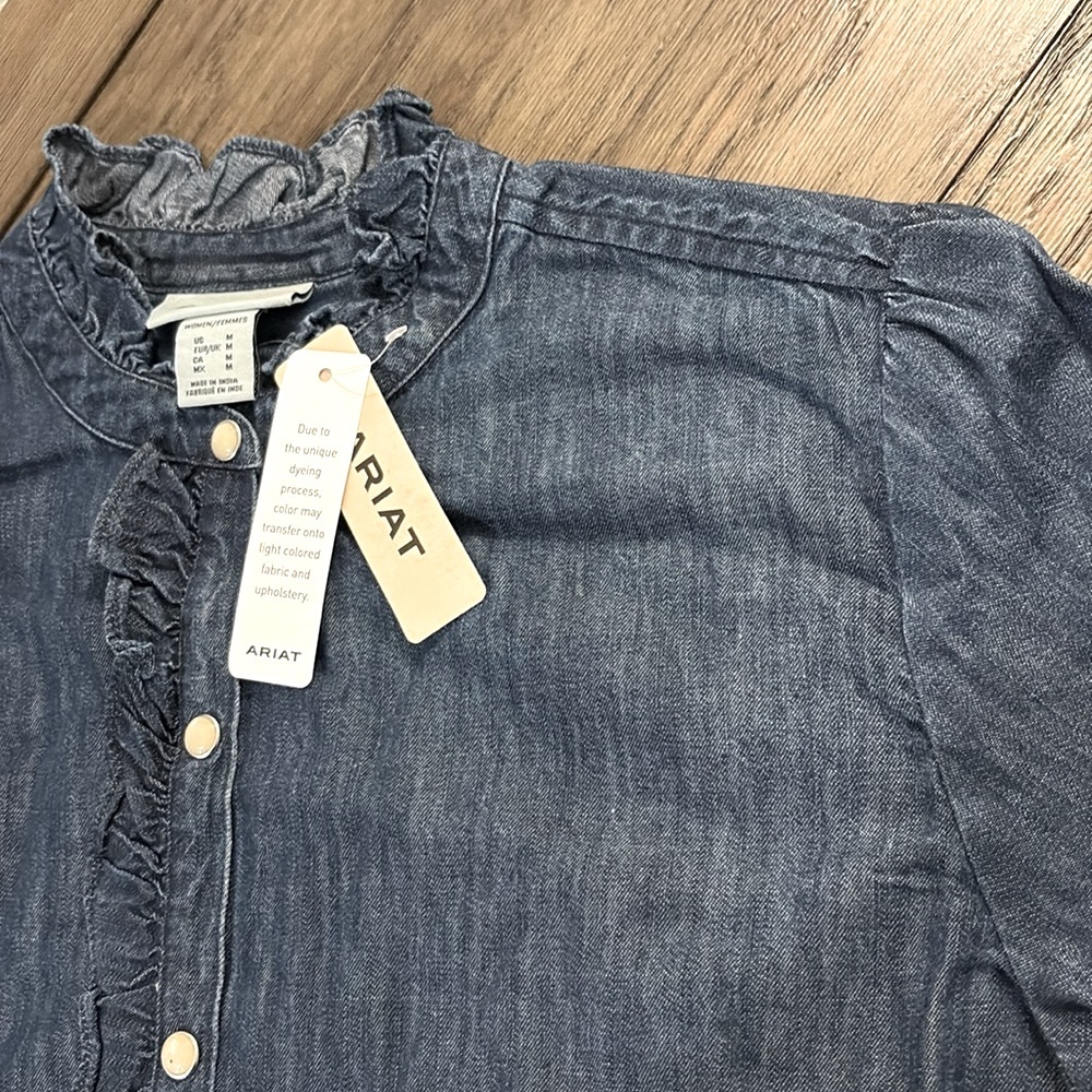 ❌SOLD OUT❌ NWT [Ariat] Ingalls Top Button-Up Ruffled Blouse Denim Women’s M XL - Picture 7 of 13